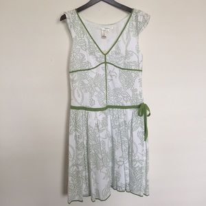 MAX STUDIO WHITE & GREEN SLEEVELESS EYELIT DRESS
